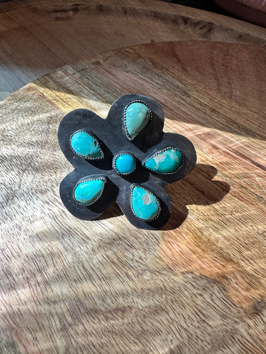 Turquoise Daisy Bolo
