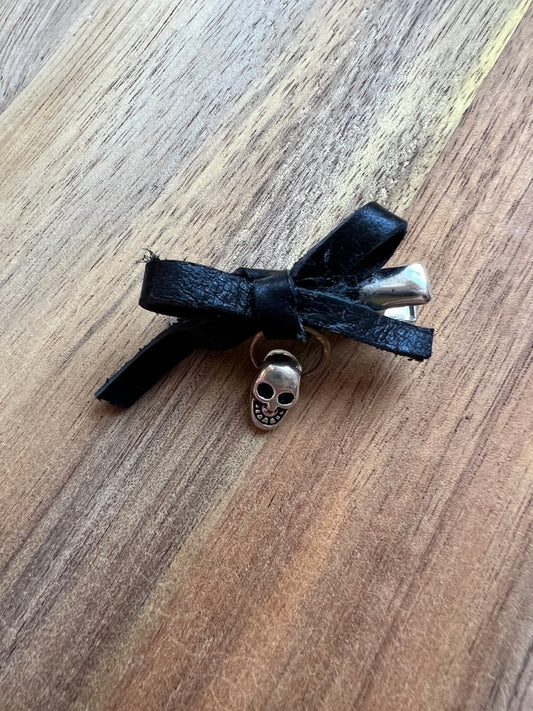 Black Leather Bow w/Hanging Skull Hair Clip